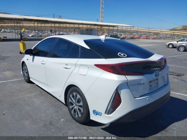 Photo 2 VIN: JTDKAMFP8M3182407 - TOYOTA PRIUS PRIME 