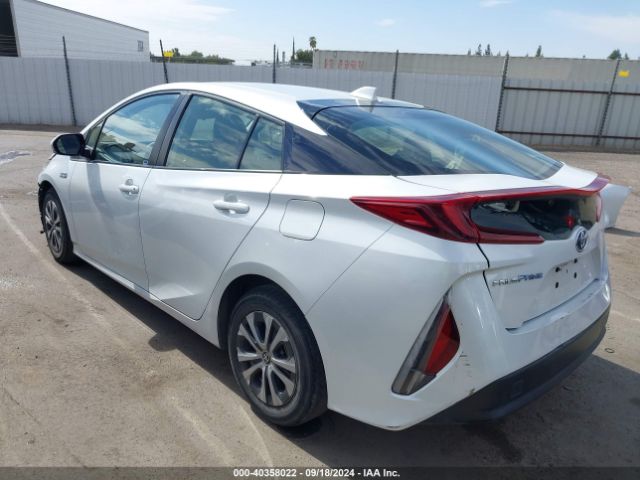 Photo 2 VIN: JTDKAMFP9M3192105 - TOYOTA PRIUS PRIME 