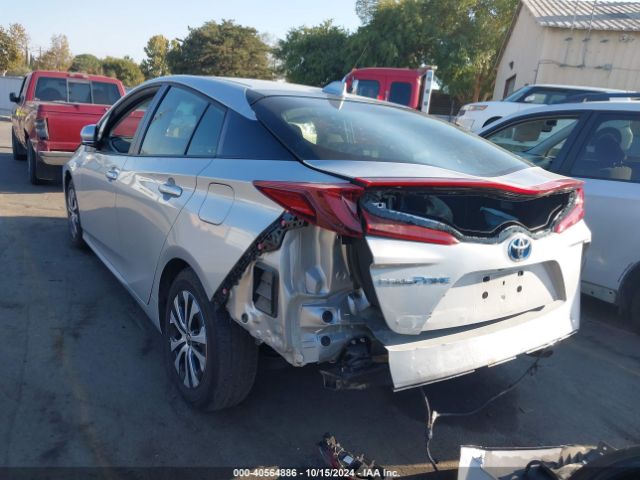 Photo 2 VIN: JTDKAMFP9N3219398 - TOYOTA PRIUS PRIME 