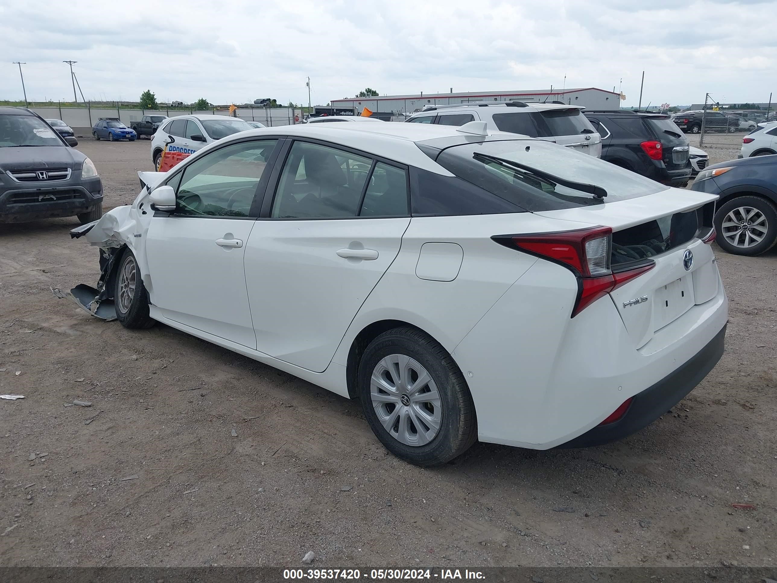 Photo 2 VIN: JTDKAMFU0M3143204 - TOYOTA PRIUS 