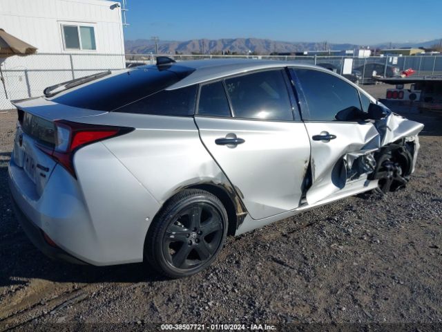 Photo 3 VIN: JTDKAMFU0N3166483 - TOYOTA PRIUS 