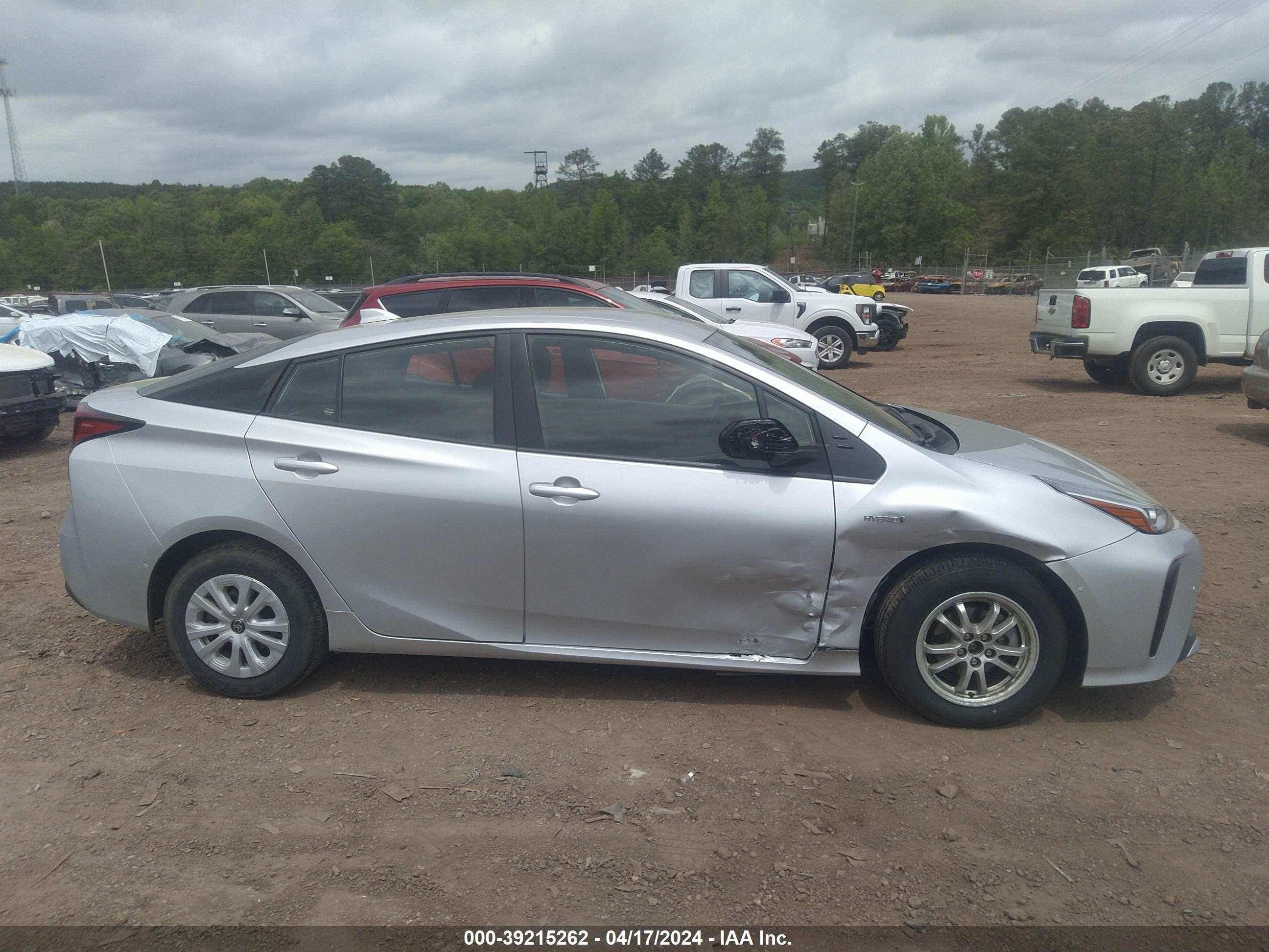 Photo 12 VIN: JTDKAMFU0N3181503 - TOYOTA PRIUS 