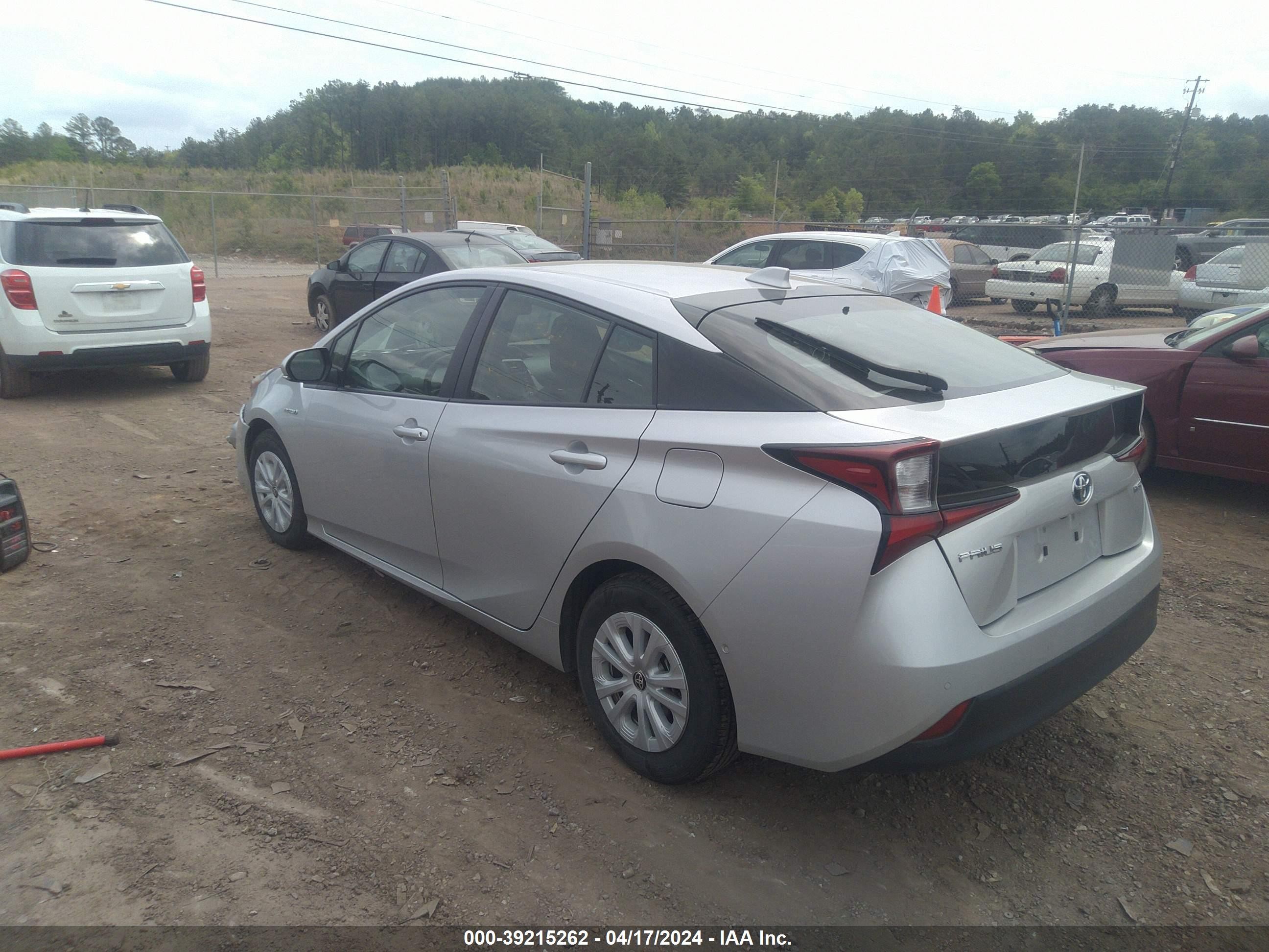 Photo 2 VIN: JTDKAMFU0N3181503 - TOYOTA PRIUS 