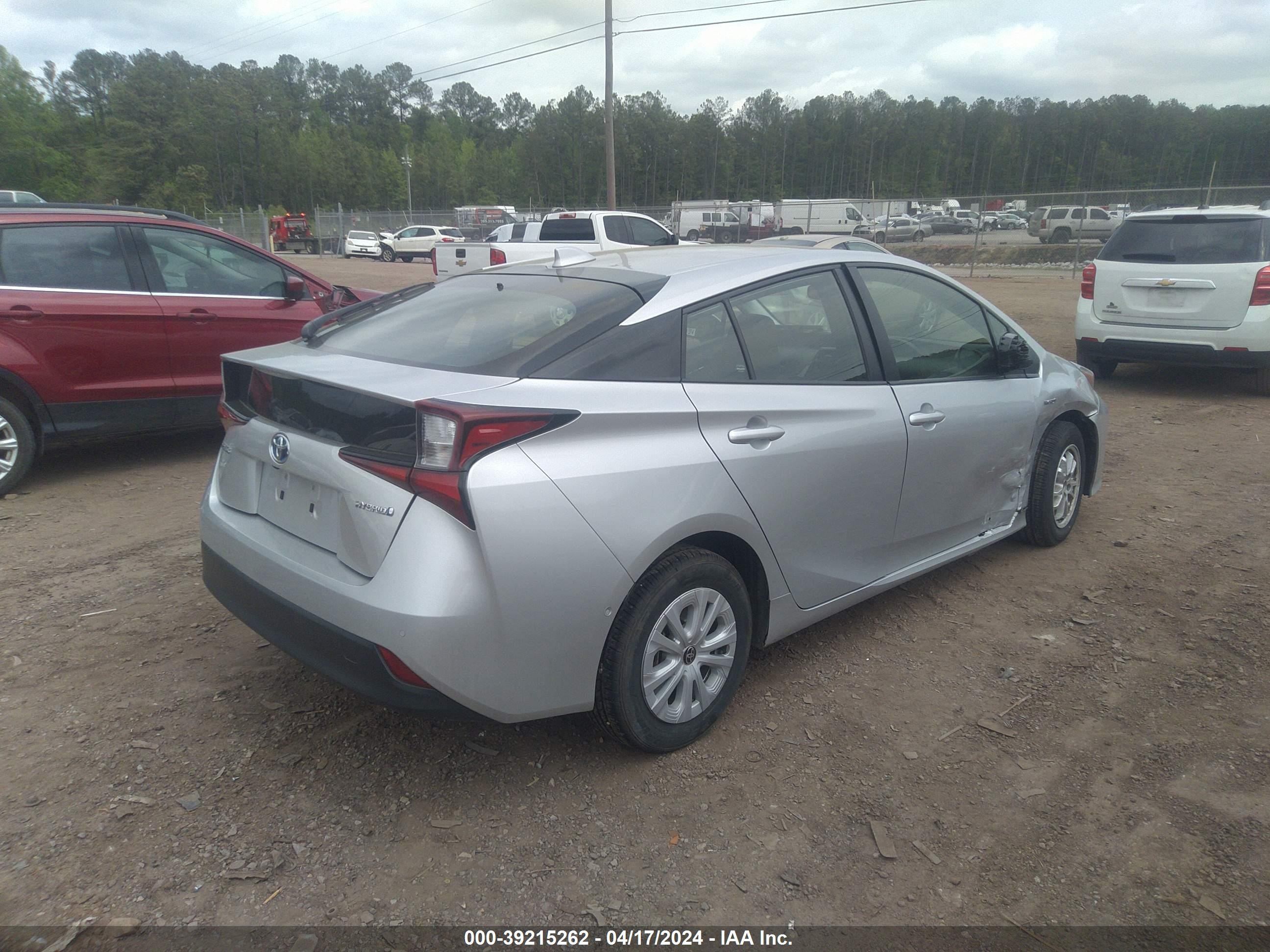 Photo 3 VIN: JTDKAMFU0N3181503 - TOYOTA PRIUS 