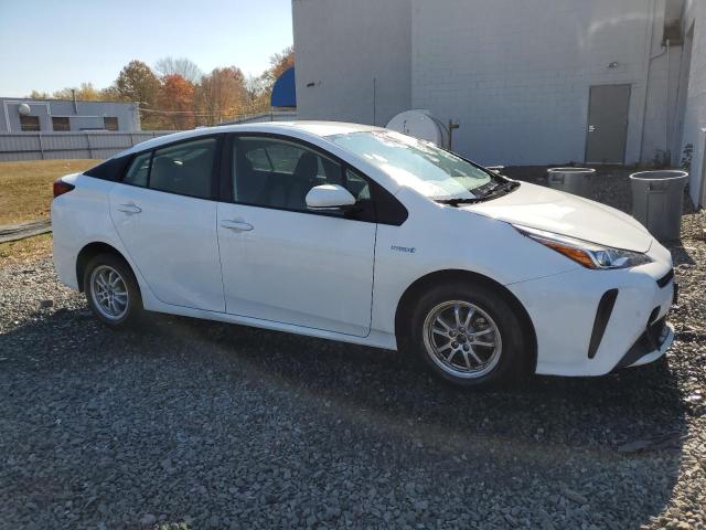 Photo 3 VIN: JTDKAMFU1M3145141 - TOYOTA PRIUS SPEC 