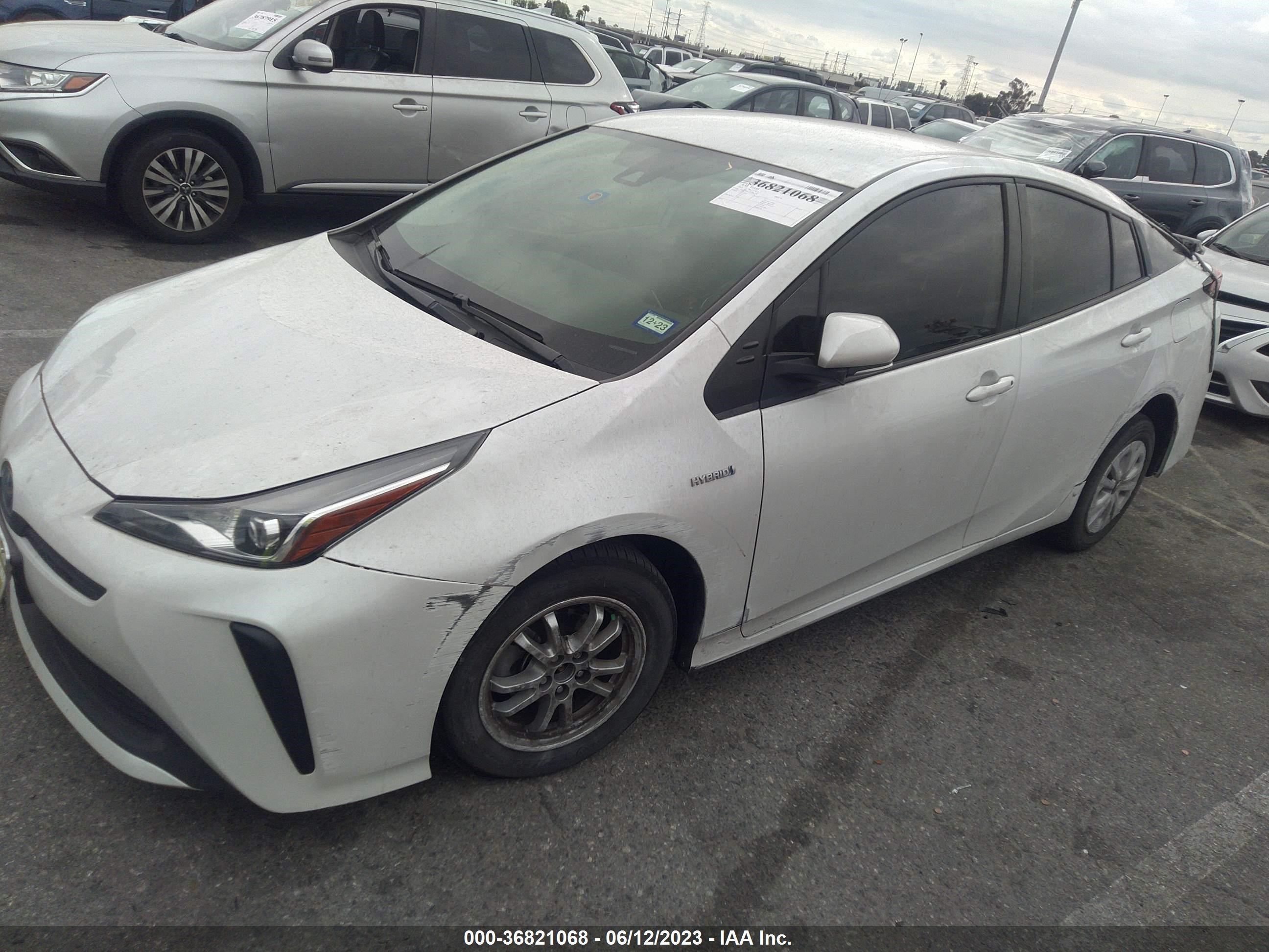 Photo 1 VIN: JTDKAMFU1N3161938 - TOYOTA PRIUS 