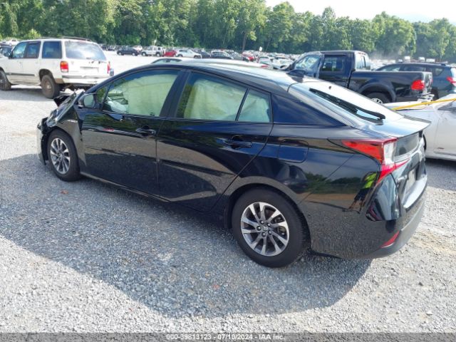 Photo 2 VIN: JTDKAMFU1N3173670 - TOYOTA PRIUS 