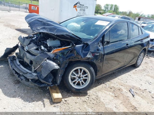 Photo 1 VIN: JTDKAMFU1N3181901 - TOYOTA PRIUS 