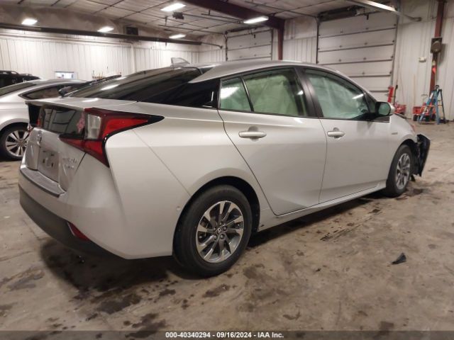 Photo 3 VIN: JTDKAMFU4M3129466 - TOYOTA PRIUS 