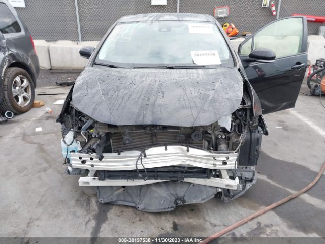 Photo 5 VIN: JTDKAMFU4N3164820 - TOYOTA PRIUS 