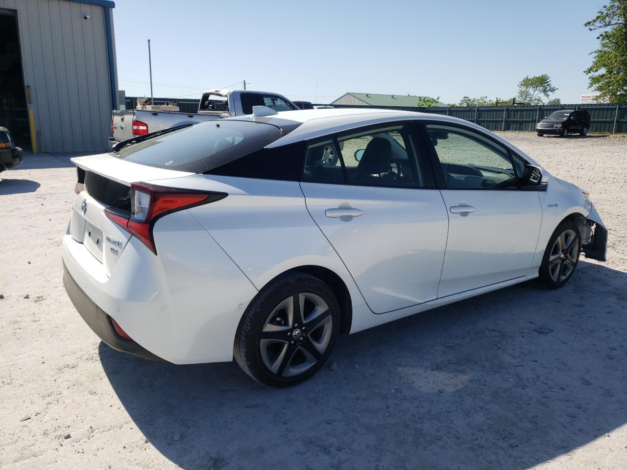 Photo 2 VIN: JTDKAMFU5M3142565 - TOYOTA PRIUS 