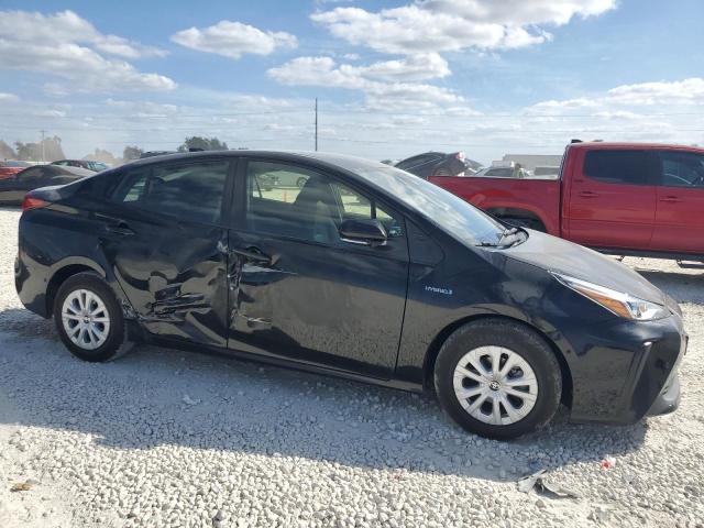 Photo 3 VIN: JTDKAMFU5M3142761 - TOYOTA PRIUS SPEC 