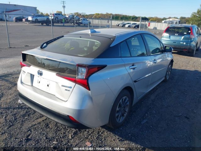 Photo 3 VIN: JTDKAMFU5N3181318 - TOYOTA PRIUS 