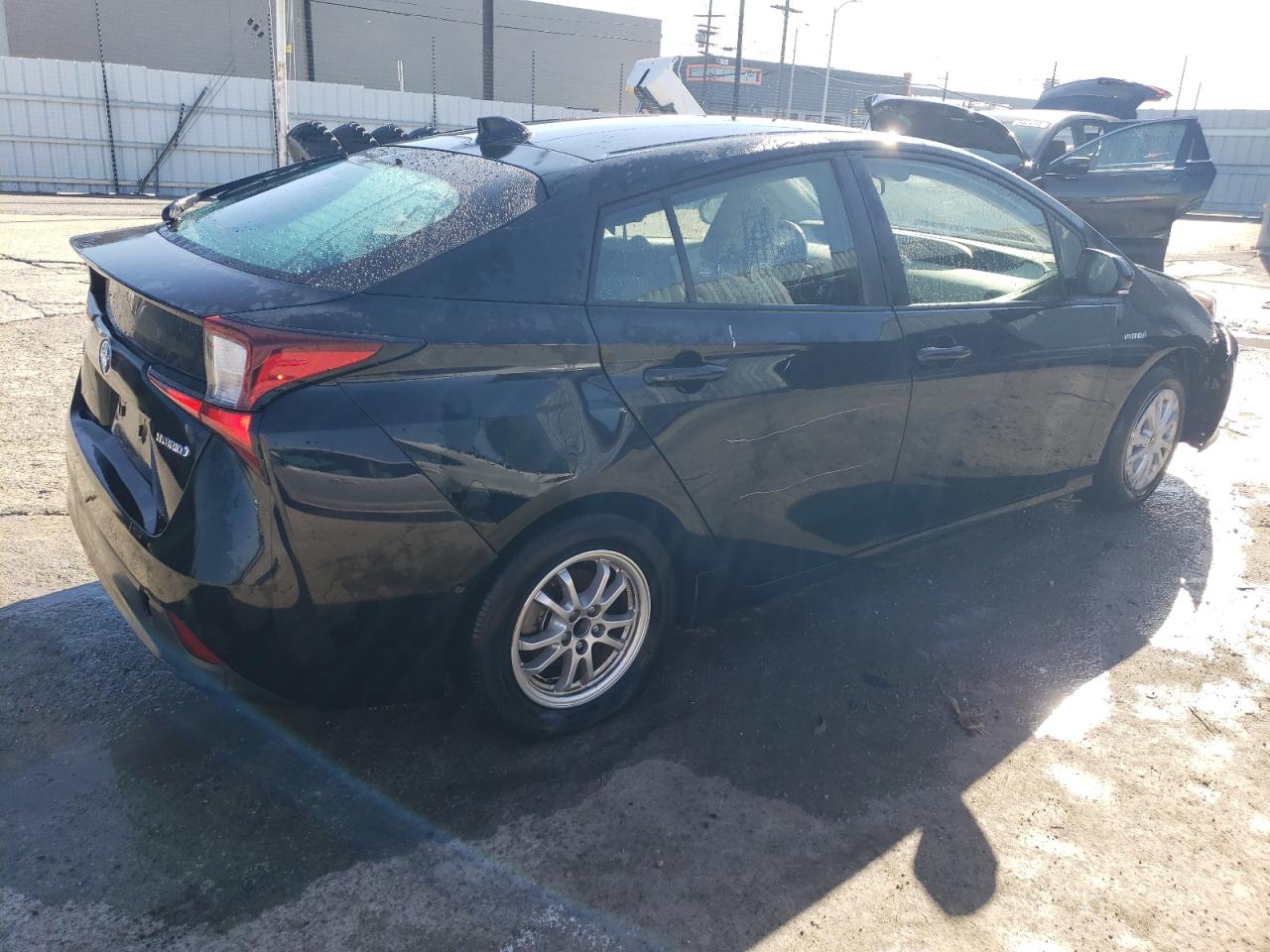 Photo 2 VIN: JTDKAMFU6N3164088 - TOYOTA PRIUS 