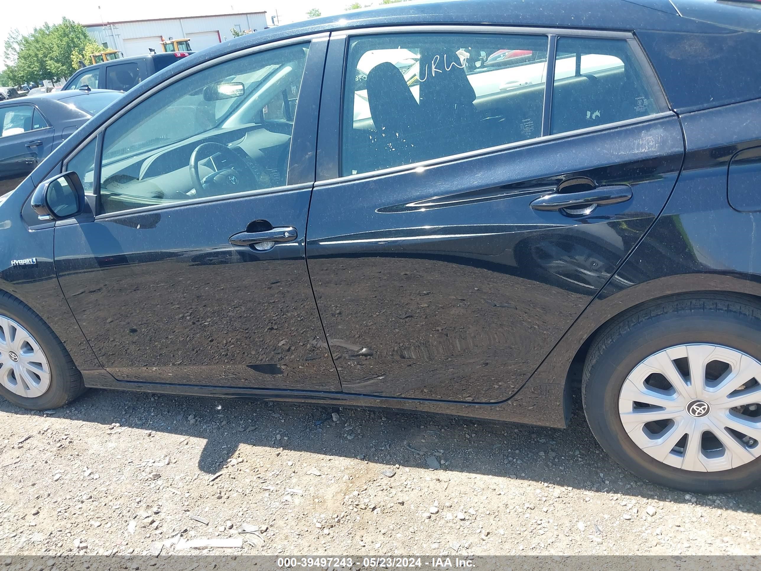 Photo 13 VIN: JTDKAMFU7M3146584 - TOYOTA PRIUS 