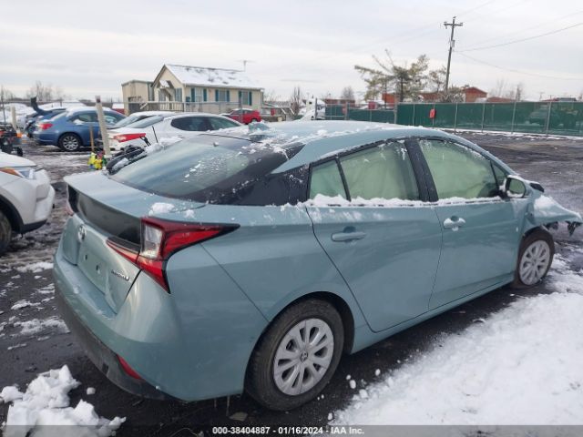 Photo 3 VIN: JTDKAMFU8N3158583 - TOYOTA PRIUS 