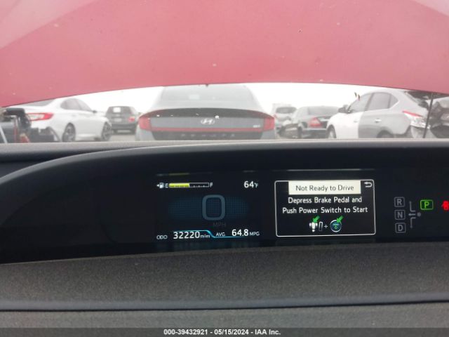 Photo 6 VIN: JTDKAMFU9N3179488 - TOYOTA PRIUS 