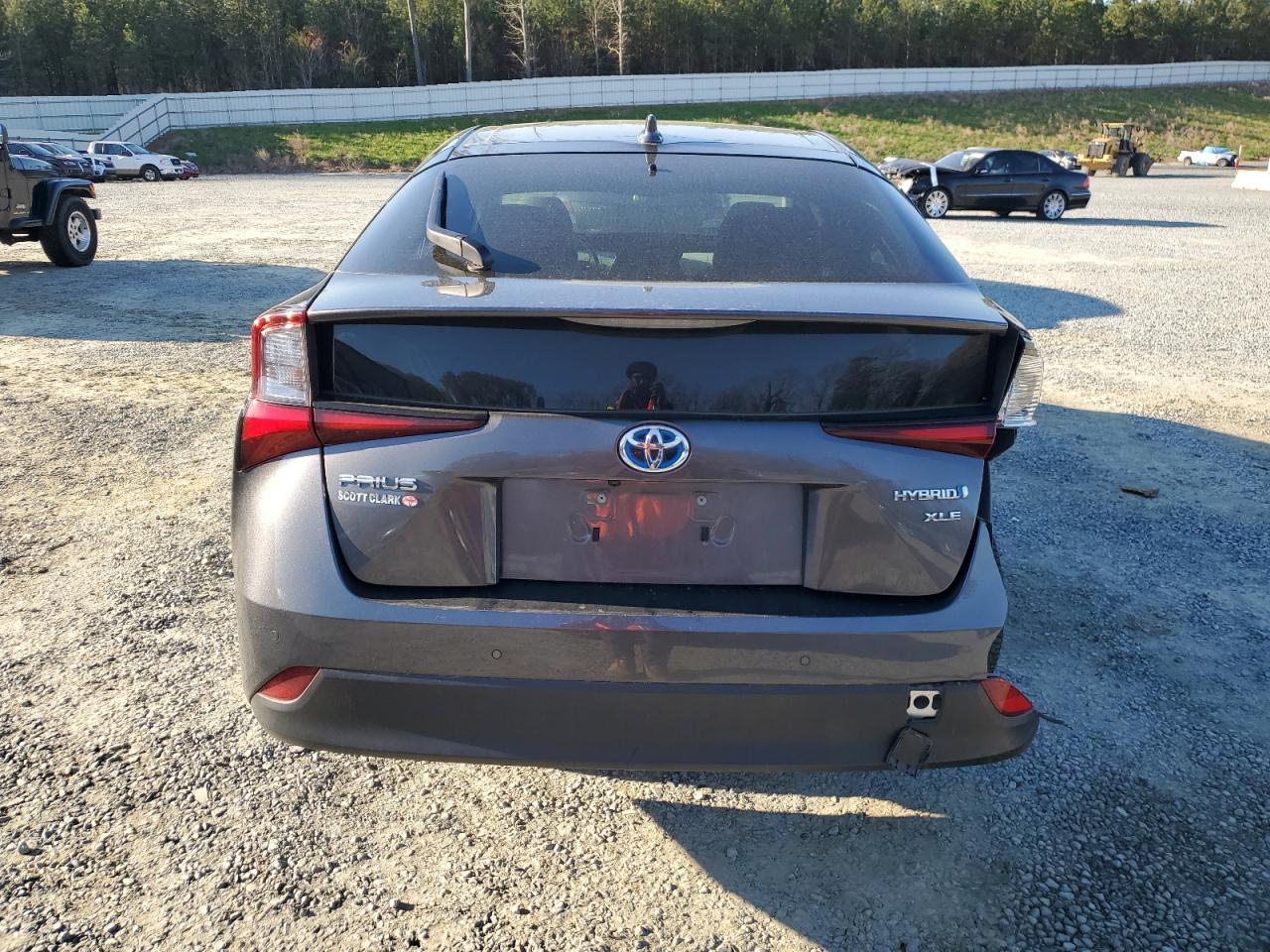 Photo 5 VIN: JTDKAMFUXM3135871 - TOYOTA PRIUS 