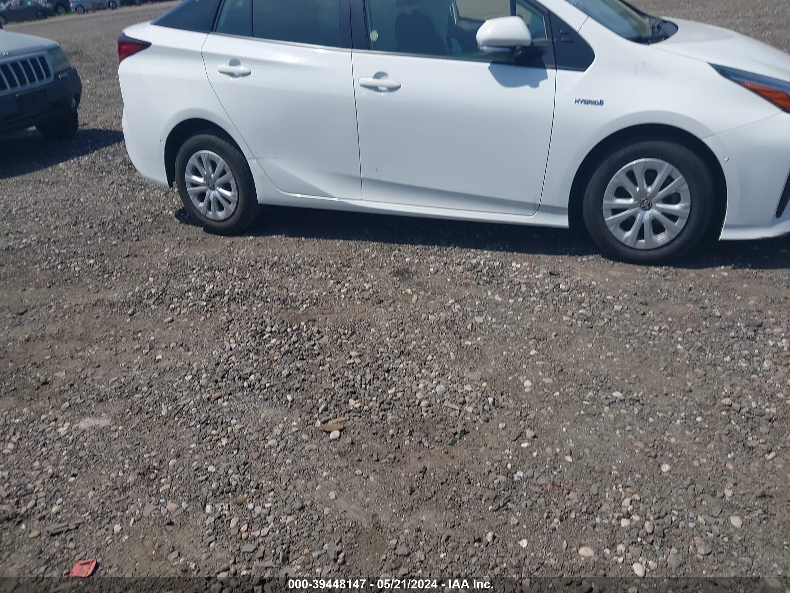 Photo 12 VIN: JTDKAMFUXM3143467 - TOYOTA PRIUS 