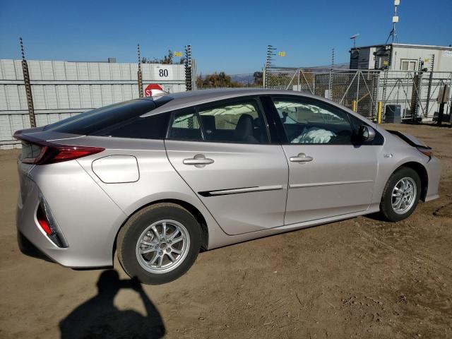 Photo 2 VIN: JTDKARFP0J3077448 - TOYOTA PRIUS PRIM 