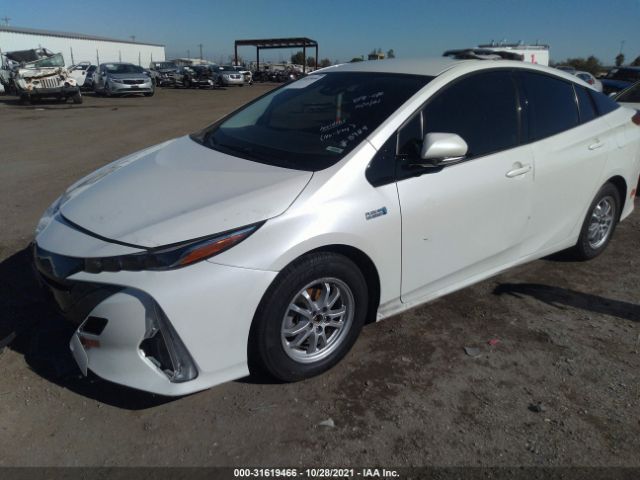 Photo 1 VIN: JTDKARFP0J3096789 - TOYOTA PRIUS 