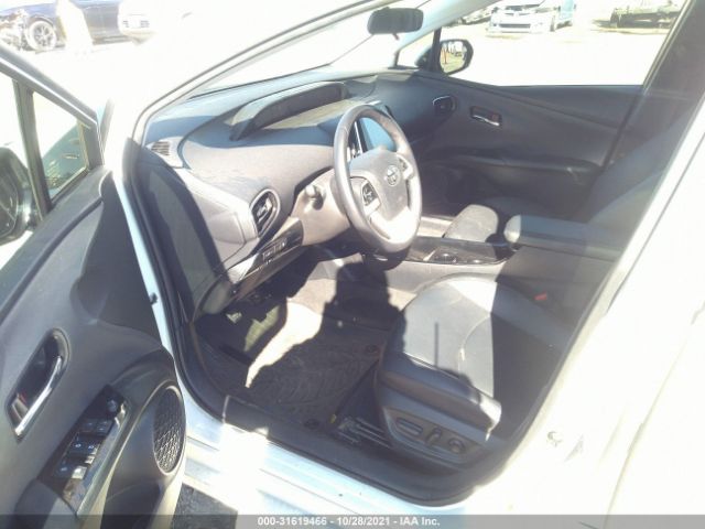 Photo 4 VIN: JTDKARFP0J3096789 - TOYOTA PRIUS 