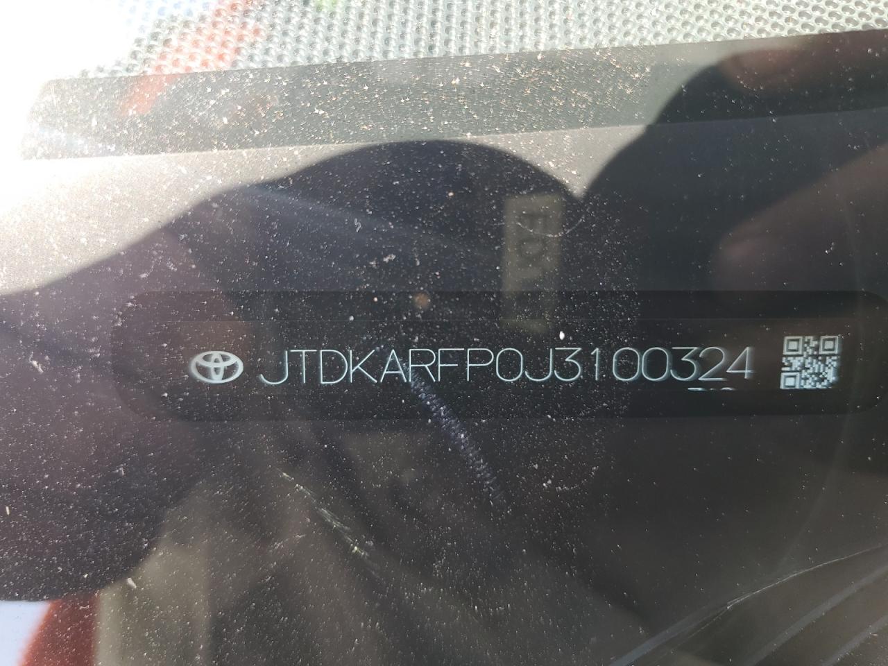 Photo 12 VIN: JTDKARFP0J3100324 - TOYOTA PRIUS 