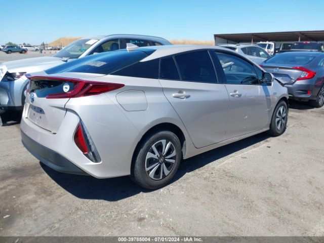 Photo 3 VIN: JTDKARFP0K3115438 - TOYOTA PRIUS PRIME 