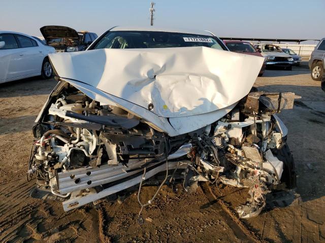 Photo 4 VIN: JTDKARFP0L3139157 - TOYOTA PRIUS PRIM 