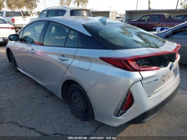 Photo 2 VIN: JTDKARFP0L3151678 - TOYOTA PRIUS PRIME 