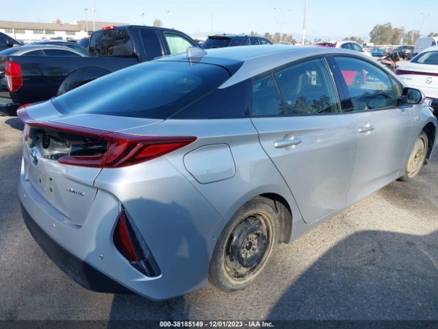 Photo 3 VIN: JTDKARFP0L3151678 - TOYOTA PRIUS PRIME 