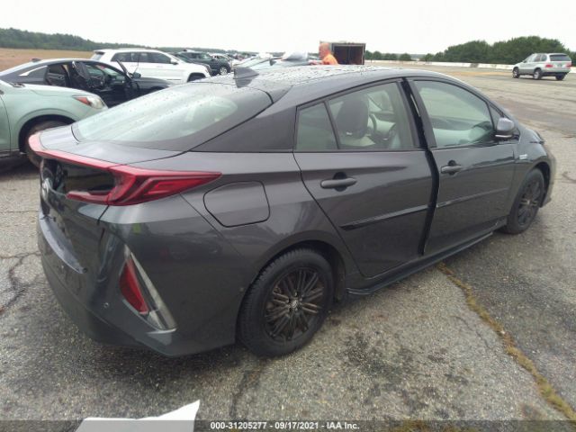 Photo 3 VIN: JTDKARFP1H3000694 - TOYOTA PRIUS PRIME 