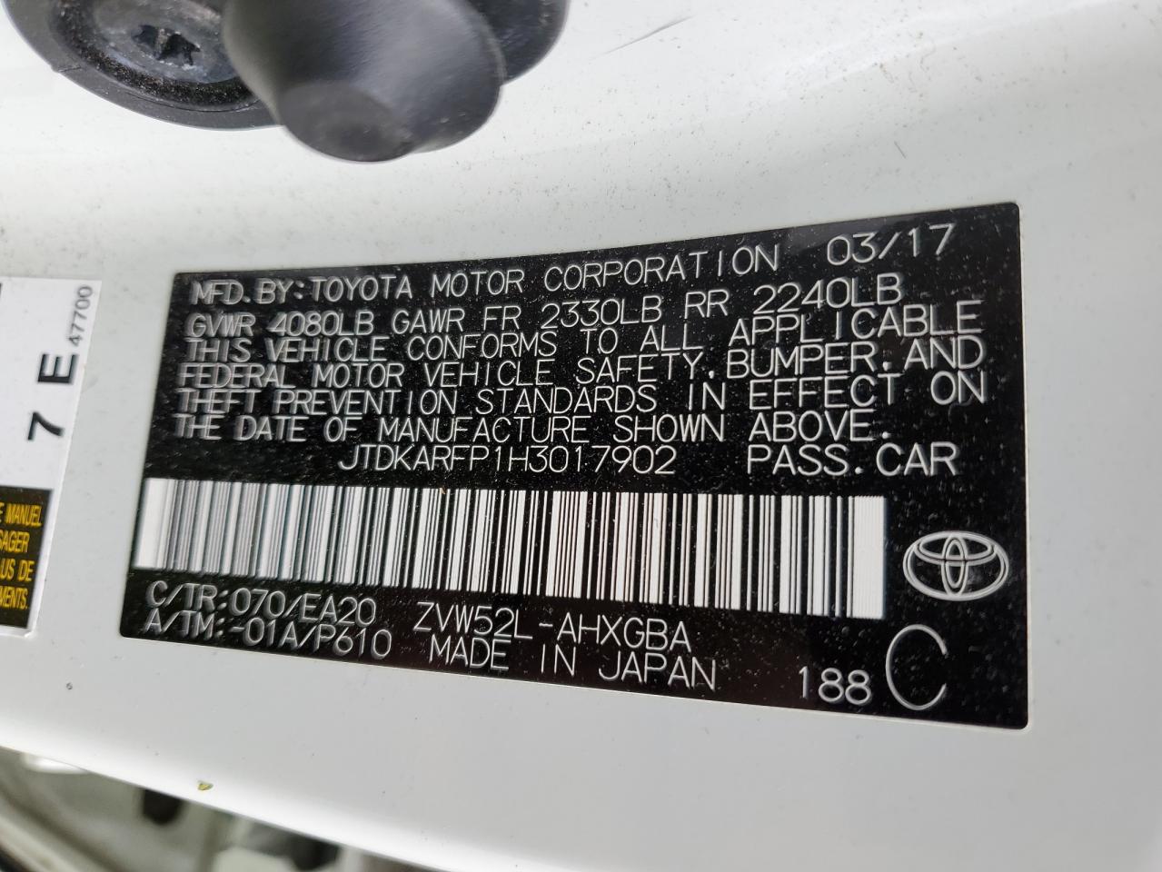 Photo 12 VIN: JTDKARFP1H3017902 - TOYOTA PRIUS 