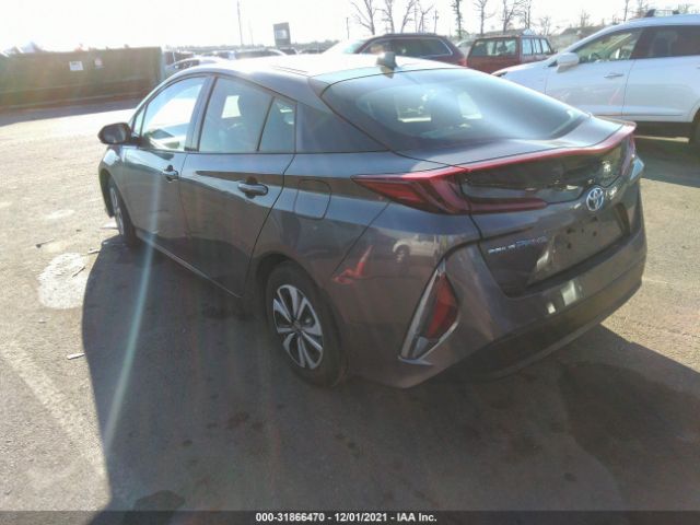 Photo 2 VIN: JTDKARFP1H3018838 - TOYOTA PRIUS PRIME 