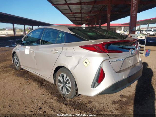 Photo 2 VIN: JTDKARFP1H3040189 - TOYOTA PRIUS PRIME 