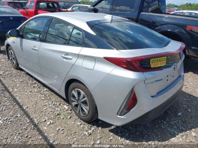 Photo 2 VIN: JTDKARFP1J3069567 - TOYOTA PRIUS PRIME 