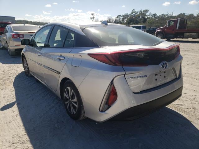 Photo 2 VIN: JTDKARFP1J3097689 - TOYOTA PRIUS 