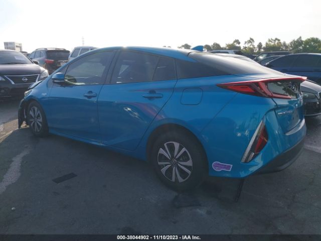 Photo 2 VIN: JTDKARFP1K3114153 - TOYOTA PRIUS PRIME 