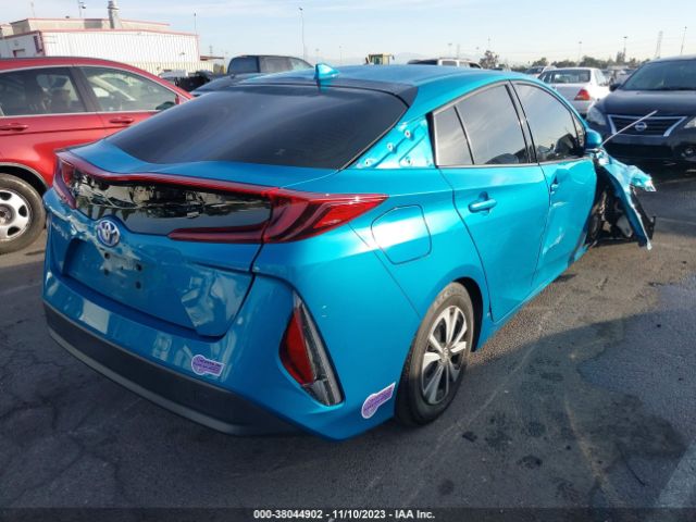 Photo 3 VIN: JTDKARFP1K3114153 - TOYOTA PRIUS PRIME 