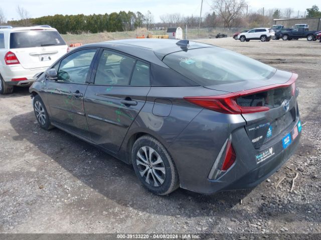 Photo 2 VIN: JTDKARFP1L3121010 - TOYOTA PRIUS PRIME 