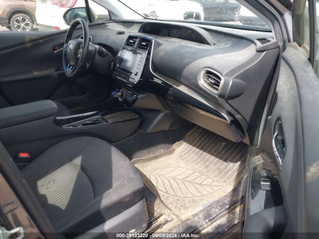 Photo 4 VIN: JTDKARFP1L3121010 - TOYOTA PRIUS PRIME 