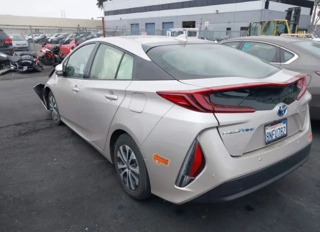 Photo 2 VIN: JTDKARFP1L3139006 - TOYOTA PRIUS PRIME 