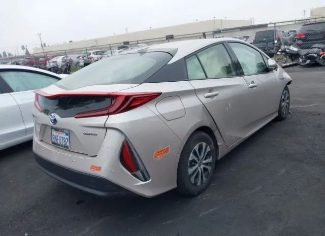 Photo 3 VIN: JTDKARFP1L3139006 - TOYOTA PRIUS PRIME 