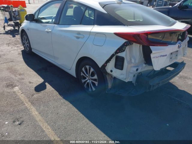 Photo 2 VIN: JTDKARFP1L3147476 - TOYOTA PRIUS PRIME 