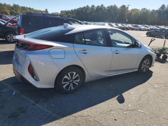 Photo 2 VIN: JTDKARFP2H3000462 - TOYOTA PRIUS PRIM 