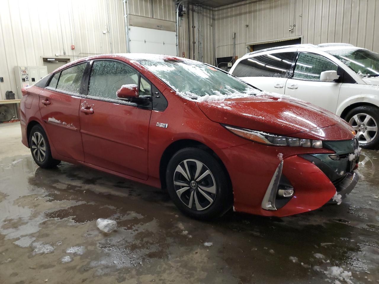 Photo 3 VIN: JTDKARFP2H3028889 - TOYOTA PRIUS 