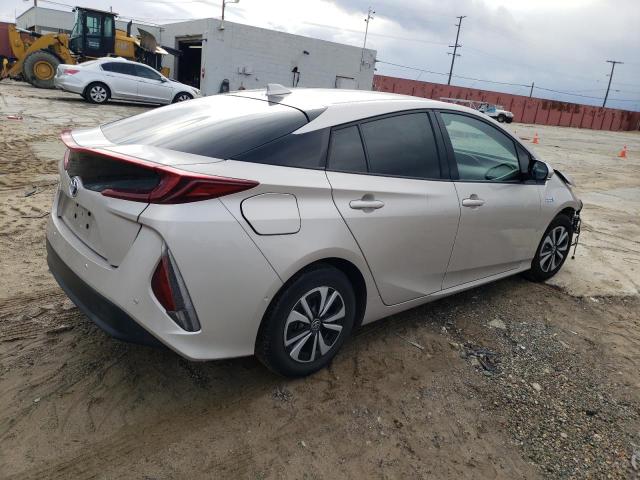 Photo 2 VIN: JTDKARFP2H3046261 - TOYOTA PRIUS PRIM 