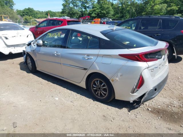 Photo 2 VIN: JTDKARFP2H3050178 - TOYOTA PRIUS PRIME 