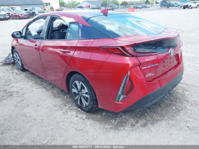 Photo 2 VIN: JTDKARFP2J3072638 - TOYOTA PRIUS PRIME 