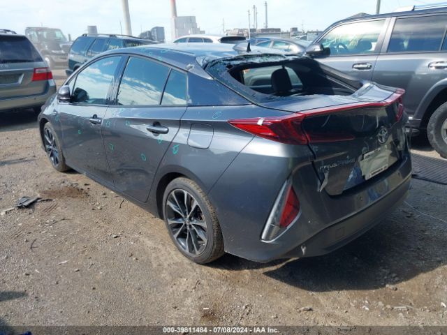 Photo 2 VIN: JTDKARFP2J3072803 - TOYOTA PRIUS PRIME 